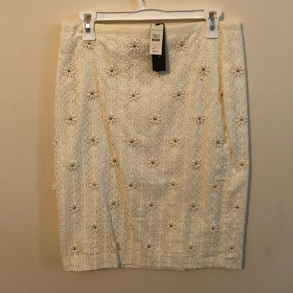 NWT Talbots Cream Eyelet Skirt - Picture 1 of 6
